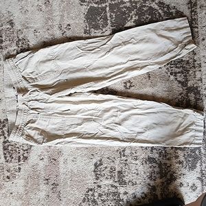 Old Navy linen Capri pants